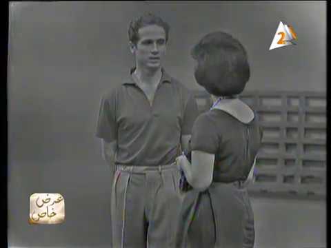 محمود رضا يعطي درسا في الرقص على الهواء