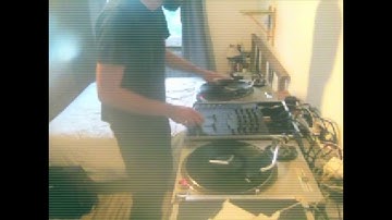 Dj Raincut - Scratch Routine - "Maceo and the Macks - Soul Power 74"