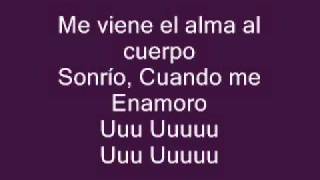 Video thumbnail of "Cuando me enamoro (letra) enrique iglesias y  juan luis guerra"