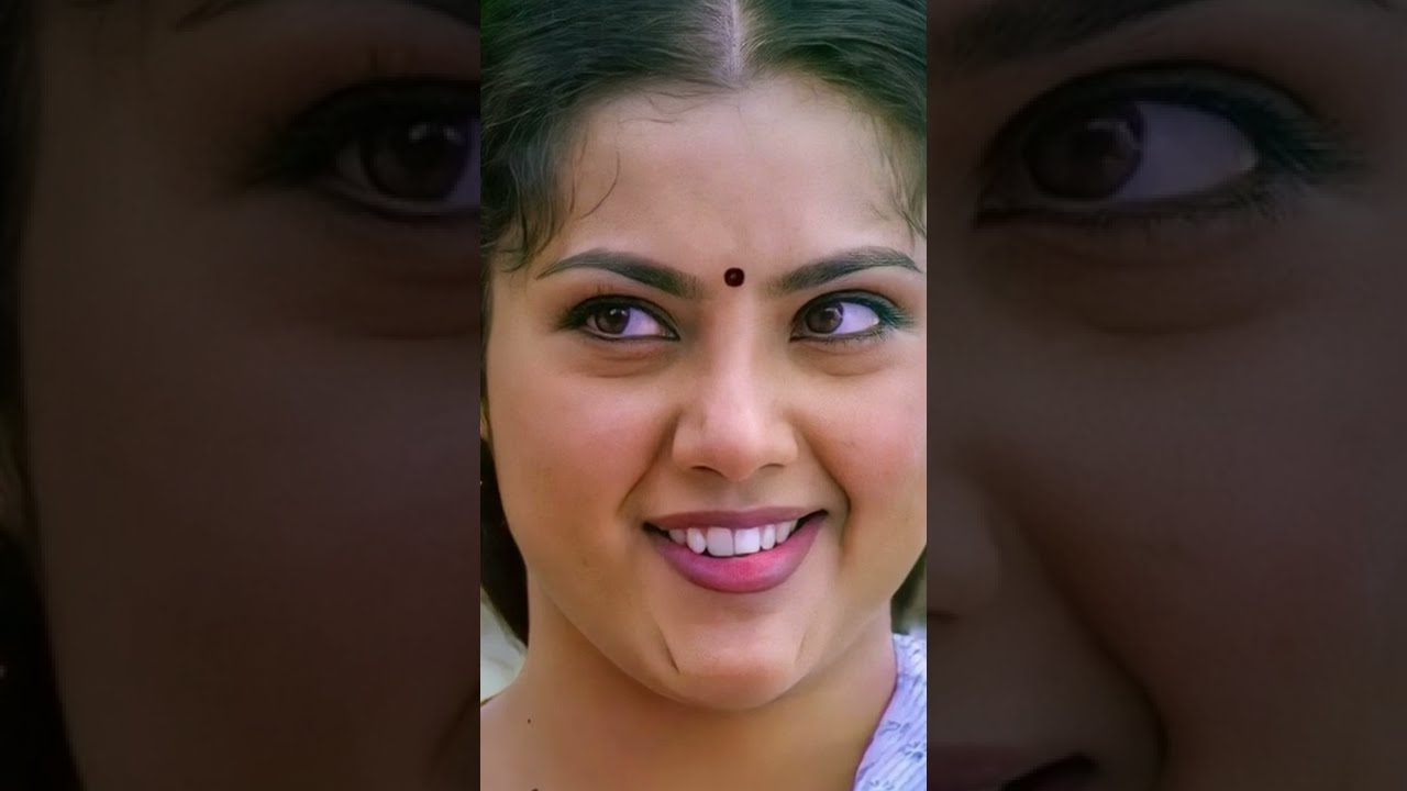 Meena Hot Lips Close Up Watch