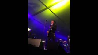 Celebrity Carl Barat at the hop farm 2011 Net Worth