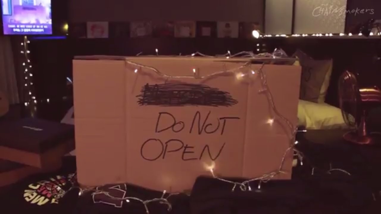 The Chainsmokers [MemoriesDo Not Open] Concept Room Campaign