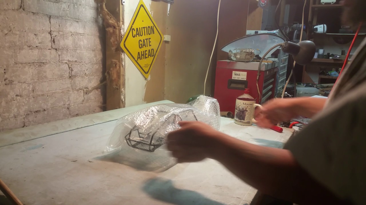 Unboxing Xtra Speed tube chassis for scx-10