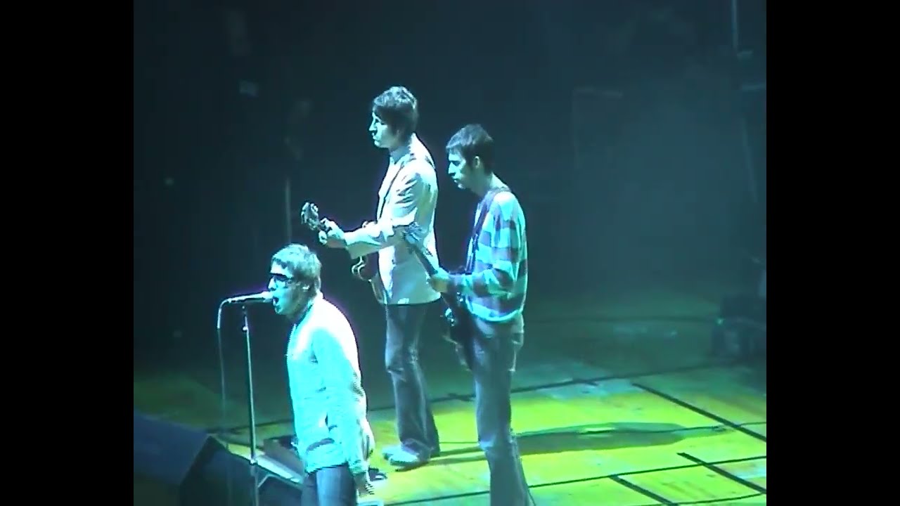 Oasis - 2005-10-30 - Filaforum, Milan, Italy - YouTube