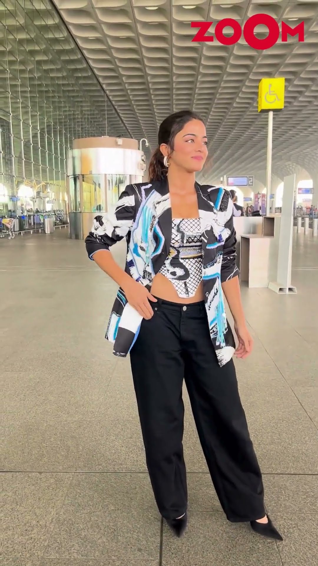 Wamiqa Gabbi's CUTE interaction with the paps as spotted at the airport #wamiqagabbi #shorts