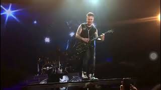 synyster gates solo live at impact arena