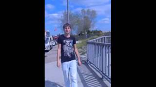 Slower Deprem Gözlerinde Gözlerim Vi̇deo Cli̇p