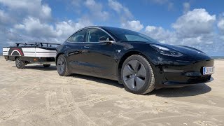 På tur med en CombiCamp Country og en Tesla 3