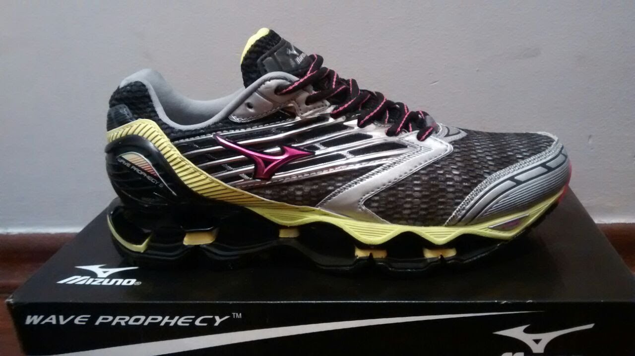 mizuno prophecy 5 primeira linha