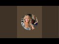 ¡Clau Mendiola… está emitiendo en directo! Yo lavando trastes y lavando ropa? Ustedes??
