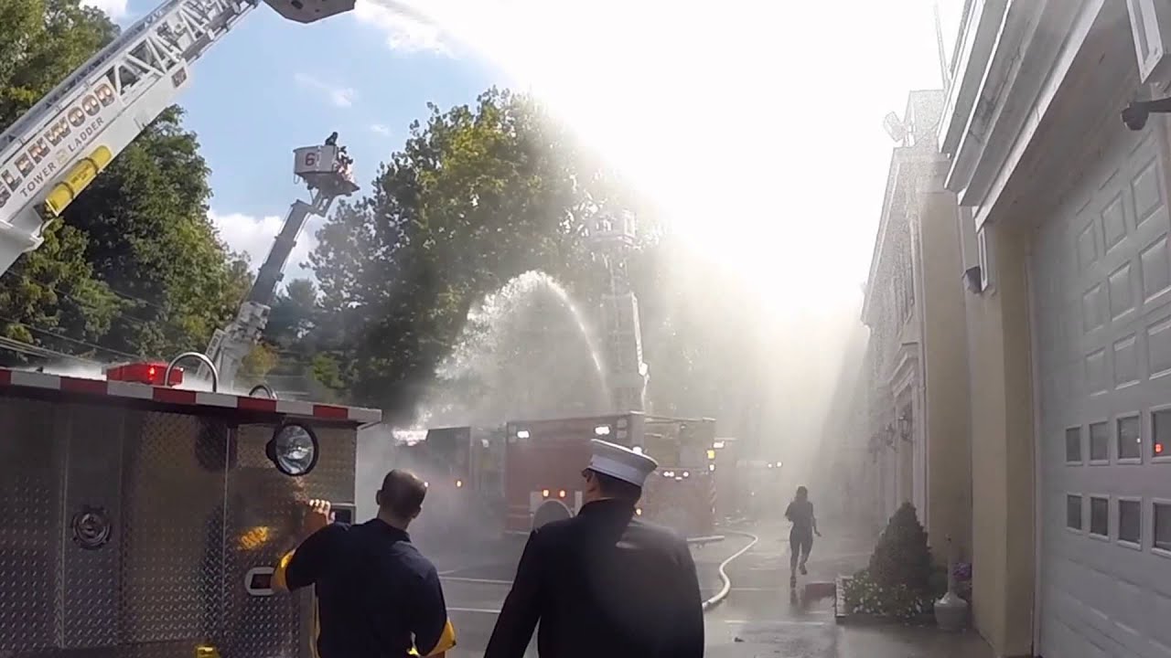 Locust Valley Fire Department Engines 543 & 545 Wetdown YouTube