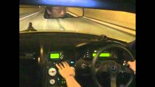 Nissan Skyline 1200hp  328km\/h @ Tunnel