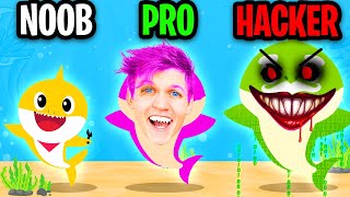NOOB vs PRO vs HACKER In BABY SHARK RUN! (IMPOSSIBLE APP GAME! *LANKYBOX RAGE MOMENTS!*) screenshot 3