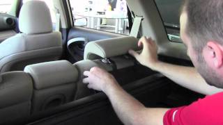 Learn how to remove and install the tonneau cover in your 2011 toyota
rav4.toyota city, dealership located minneapolis, mn.
http://ownersmanual.to...
