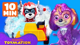 Rubble & Crew and PAW Patrol Mighty Pup Toys MESSY Car Wash Mashup!  | 10 Minutes | Toymation