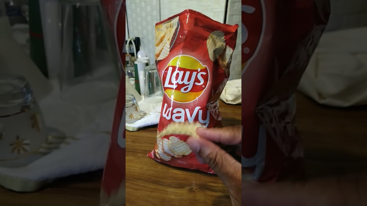 Lay's Wavy Original Potato Chips Review Video.