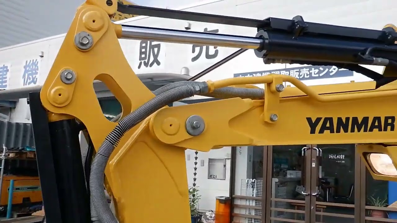 2012 YANMAR MINI EXCAVATOR VIO20-3