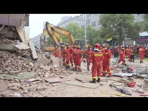 5 people rescued from Changsha building collapse