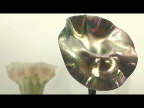 Louis Comfort Tiffany'nin " Vazo" İsimli Eseri (Vase)