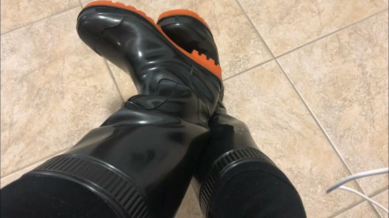 Squeaking my professional rubber boots 03 YouTube