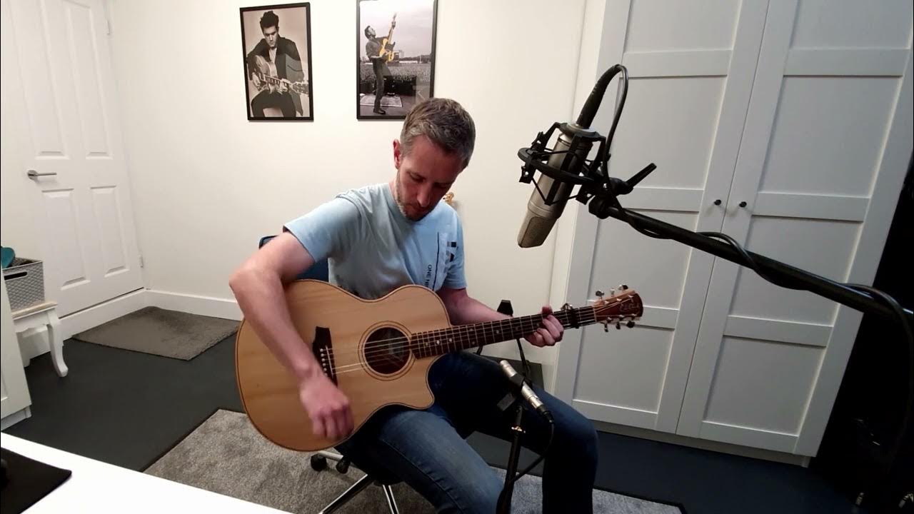 Wonderwall - Oasis - Acoustic Cover - YouTube