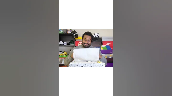 IS THE NIKE AIR JORDAN FOUR LIGHTNINGS THE BEST YELLOW SNEAKER OF ALL TIME? #shorts