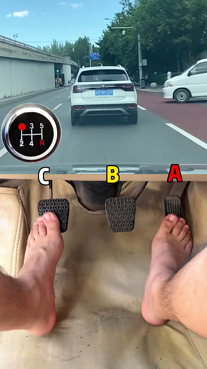 Let me teach you to drive a manual car#shorts  #short  #shortsvideo  #car  #driving  #tips