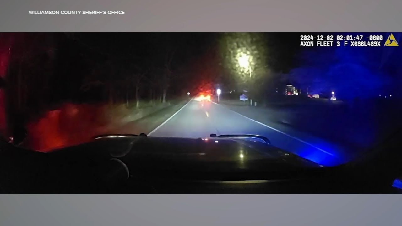 Southern Illinois deputies stop pregnant woman's runaway car from going ...