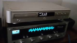 Marantz CD17  cd player ( low res )