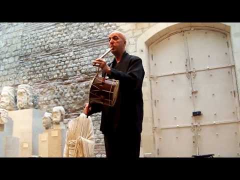 Pierre Hamon - Flute Concert - 01. Lai du Chvrefeuille, Secular XIII - pipe and tabor