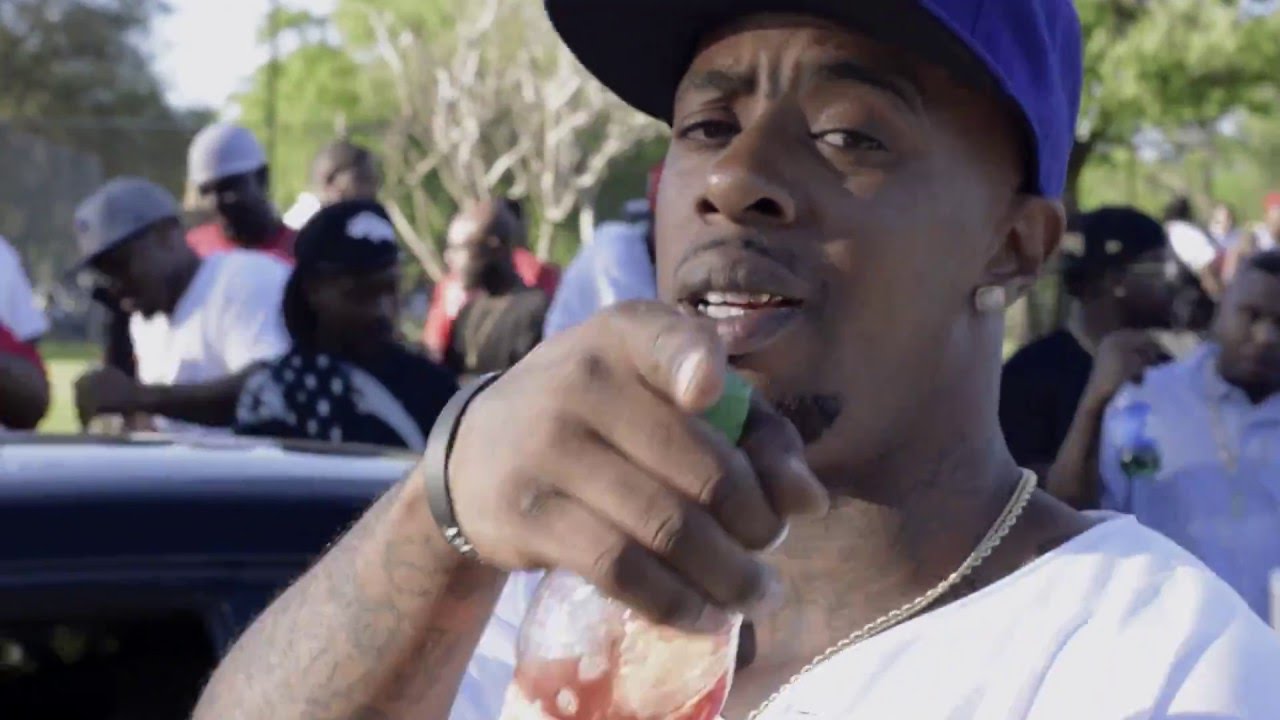 CROOK COUNTUP FEAT. ROACH DEAN - MUDDY