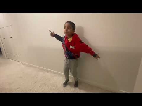 Super cool Spiderman Dance Moves! | Evan’s Playtime