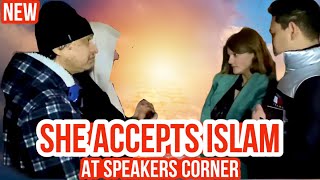 She accepts Islam at speakers corner! **Shahada** | Speakers Corner | Hyde Park