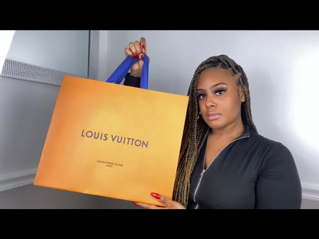 Buying Your First LV! Buy This LV Bag! From A LV SA! 