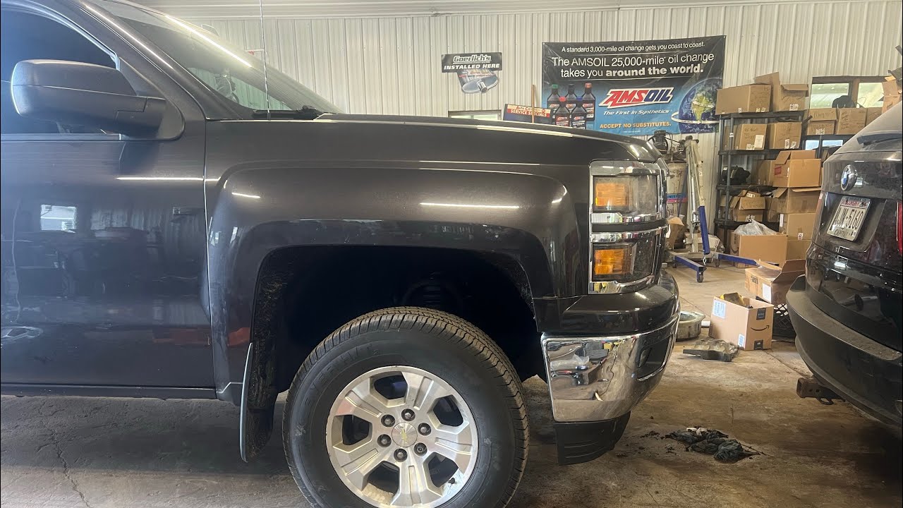 2014 Chevy Silverado front struts / level kit removal replacement 
