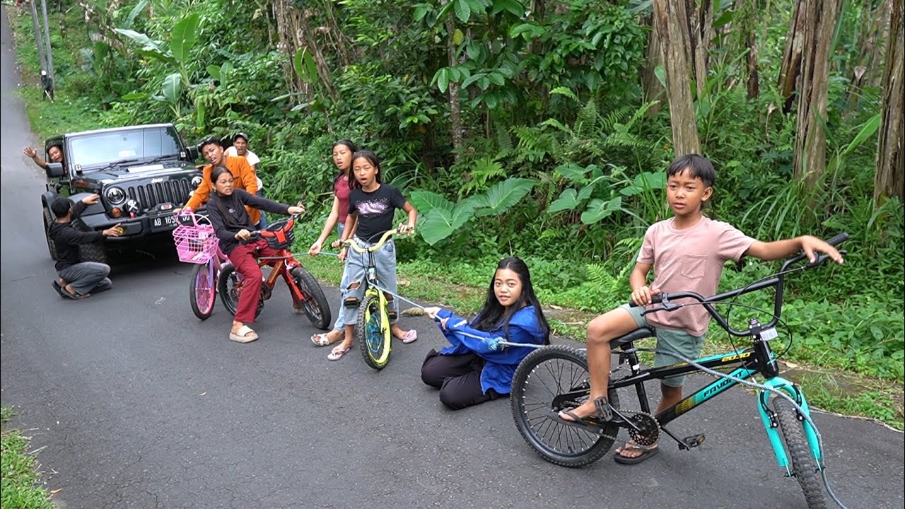 N4R1K MOB1L RUBICON YANG KE SELIP DI JALAN T4NJ4K4N