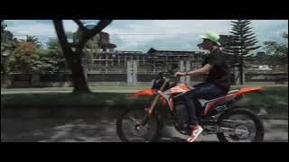 Download lagu fresly nikijuluw - idolakan dia