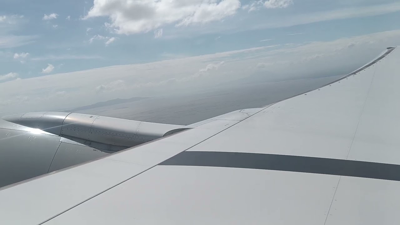 (Still again) Qatar Airways Boeing 777-300ER takeoff from Manila Philippines