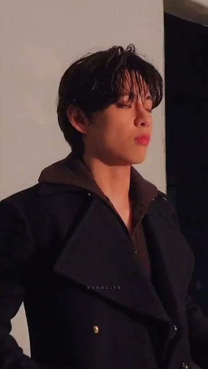 Taehyung in this Photoshoot got me weak😫