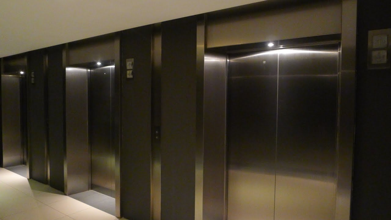 Mitsubishi High speed lift at Komune Living