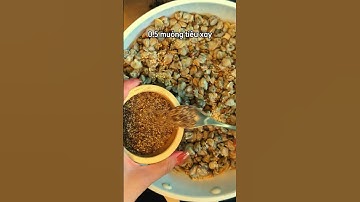 Công thức làm món hến xúc bánh đa đơn giản, lạ miệng