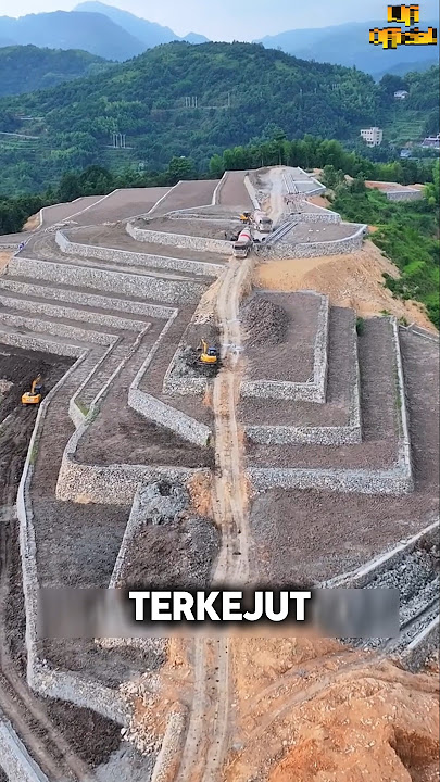 Why Does China Choose Mountains for Farming? #shorts