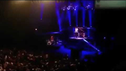 Tyler Jøseph telling you to stay alive