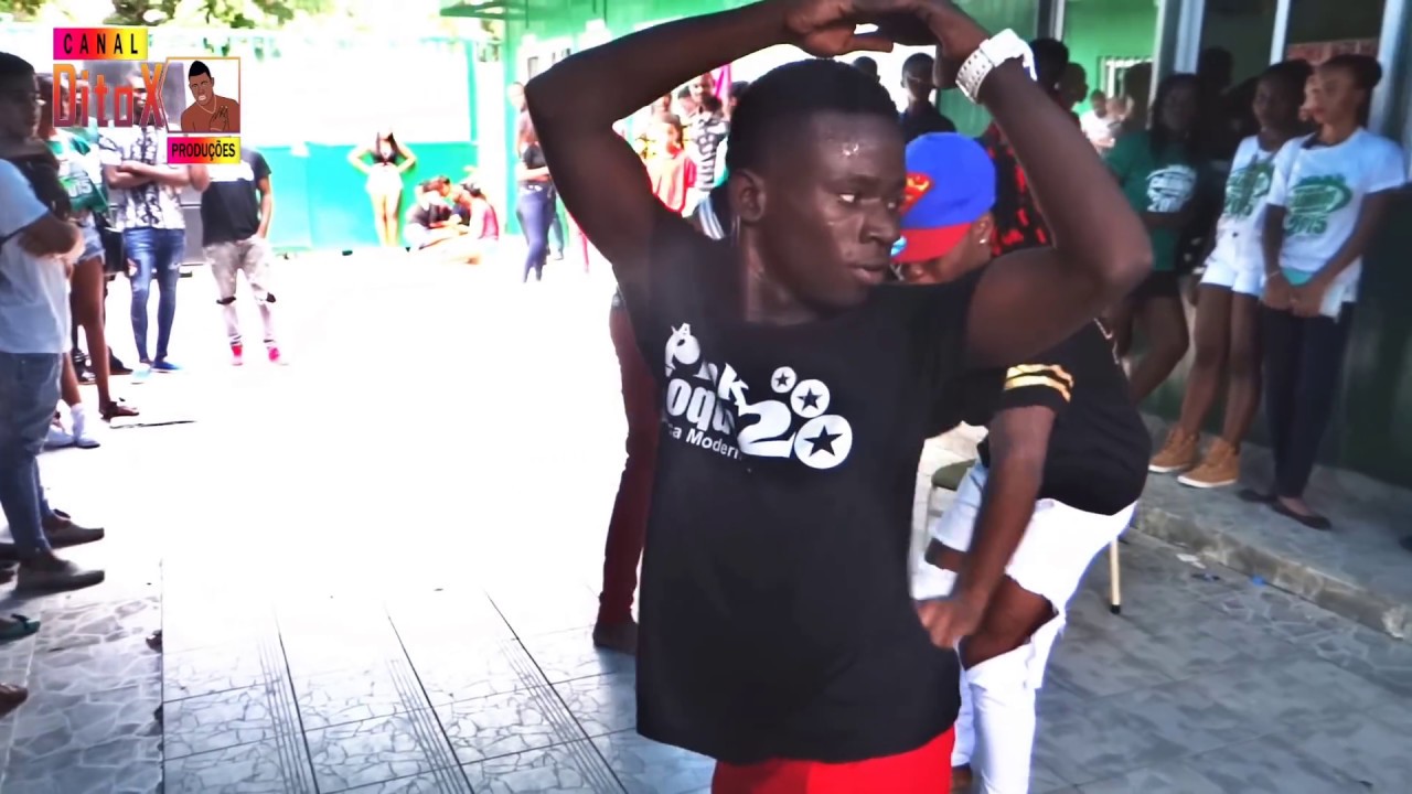 Actuação da Pink 2 Toques Dança Moderna - no Festival do Colégio Patricia Rossana