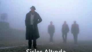 Sisler Altında (Şiir)