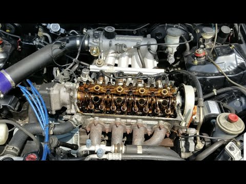 Vídeo: Com es canvia la junta de la tapa de la vàlvula en un Honda Civic del 2000?