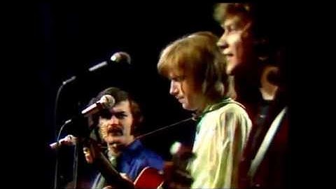 THE MOODY BLUES - R.I.P. RAY THOMAS - LEGEND OF A MIND (TIMOTHY LEARY