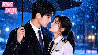 Framed by her ex, she hired a handsome man who’d loved her for years.【Love on the Flight Path】