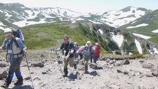 初夏の大雪山鮮やか 山開き縦走登山会