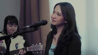 ONCE - DEALOVA COVER STEFHANI ADELIA